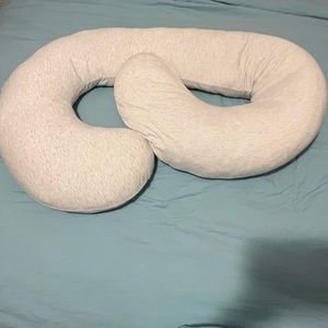Like new PharMeDoc gray pregnancy pillow